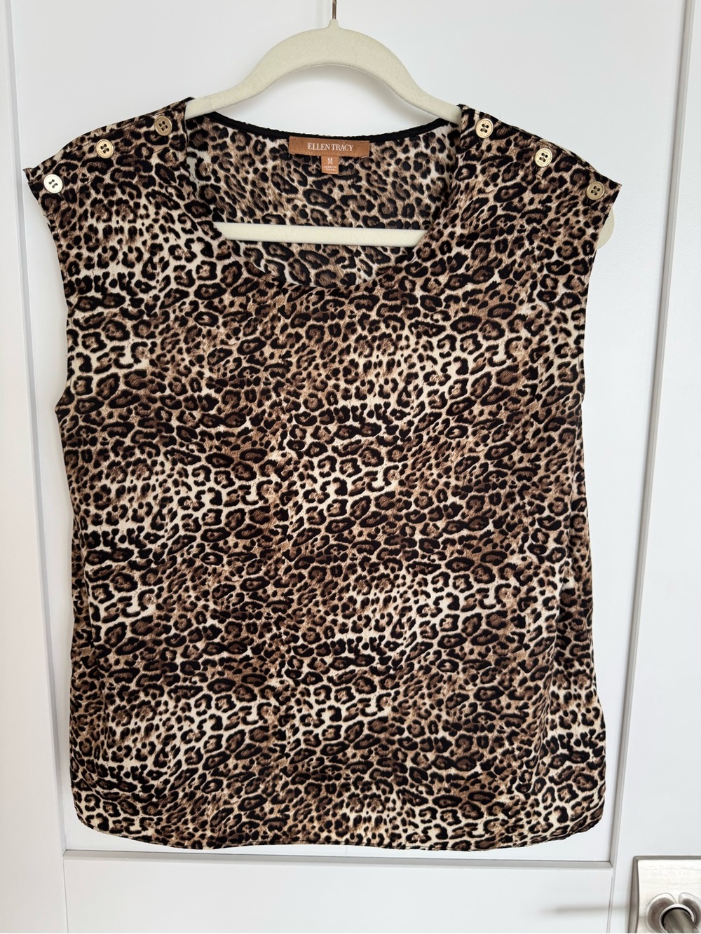 Ellen Tracy Leopard Print Sleeveless Shell in Brown and Black - Picture 2 of 8